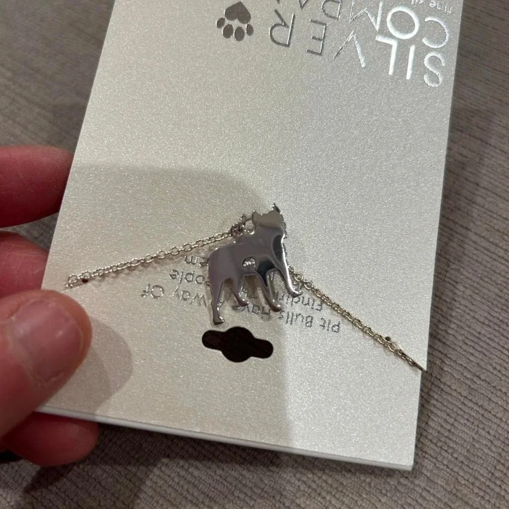 NWT Silver companions Silver plated pitbull Necklace - Picture 3 of 3